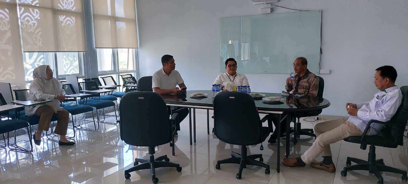 Kunjungan Kerja anggota Dewan Pengawas BLU UIN STS Jambi